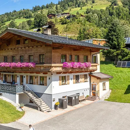 Obertaxinghof شقة *