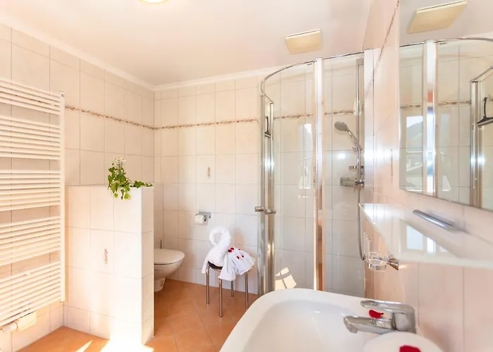 Obertaxinghof 아파트 *